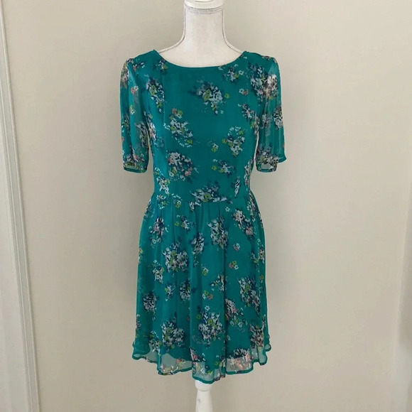Like New! Ella Moss Dress - Picture 1 of 14